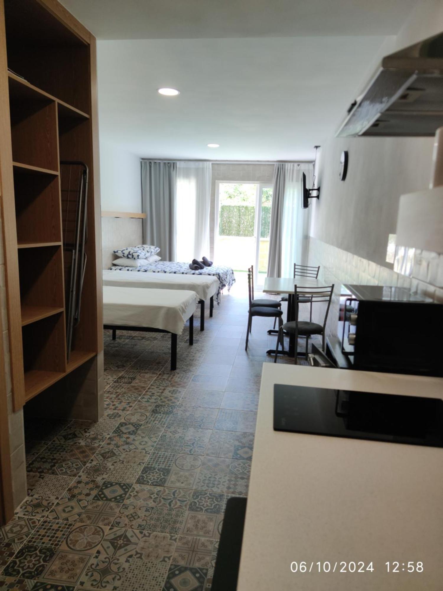 Apartamentos La Ruta 칼페 객실 사진